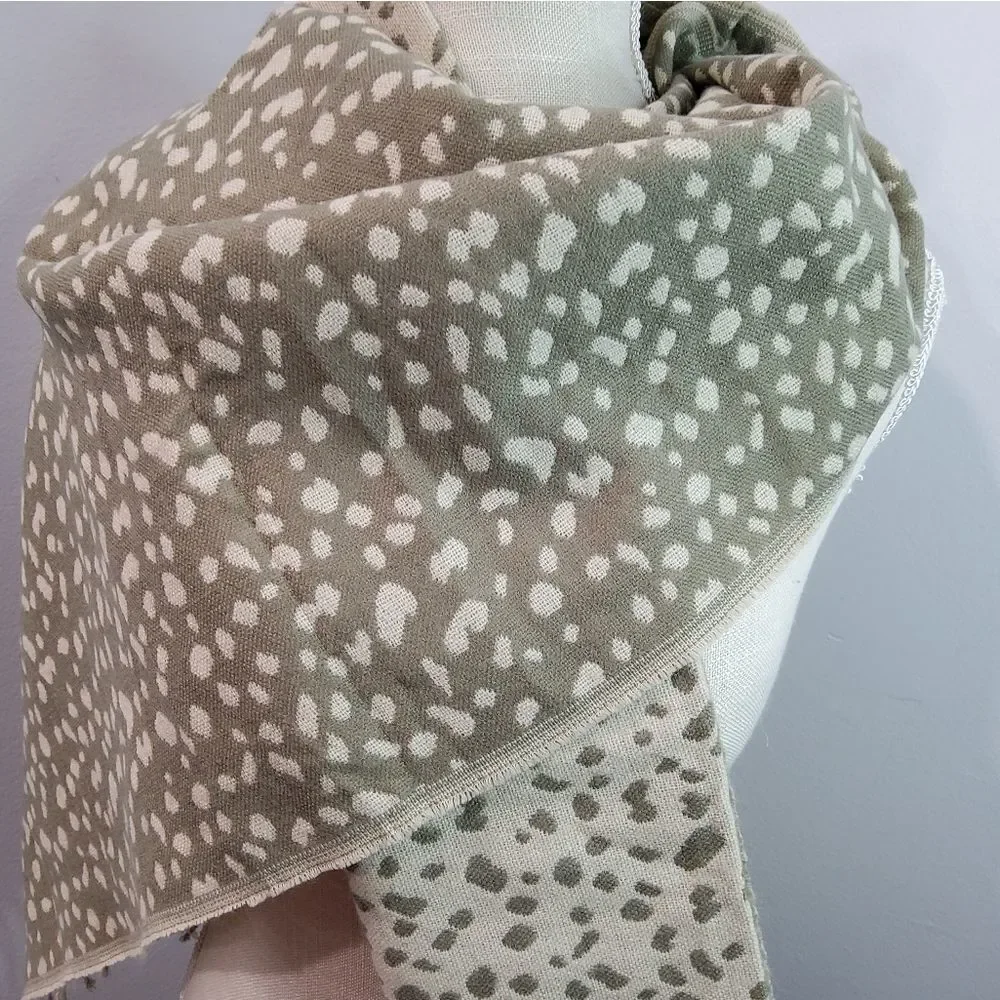 Banana Republic Women's Cheetah Print Scarf